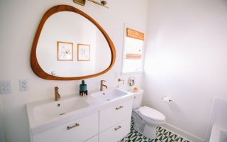 Keramik Kamar Mandi Anti Licin