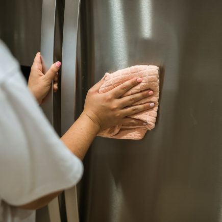 Alat Elektronik yang Harus Dibersihkan Sebelum Mudik Lebaran