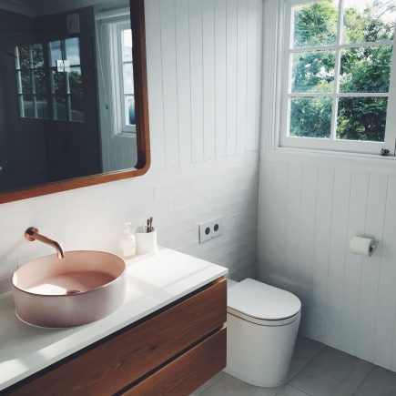 Keramik untuk Kamar Mandi Kecil