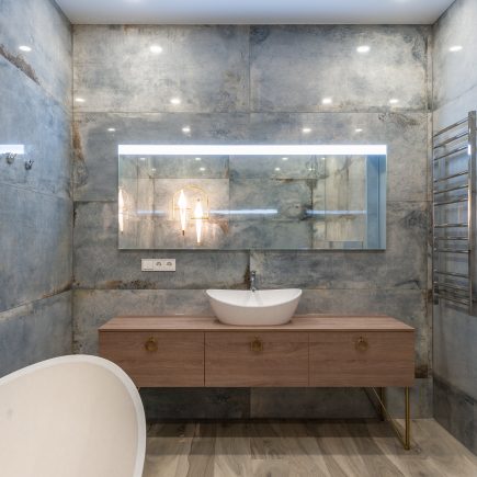 Batu Alam di Kamar Mandi