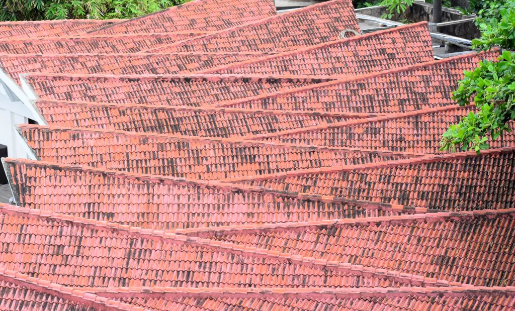 Rumah Atap Tanah Liat