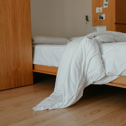 Alas Kasur Kayu