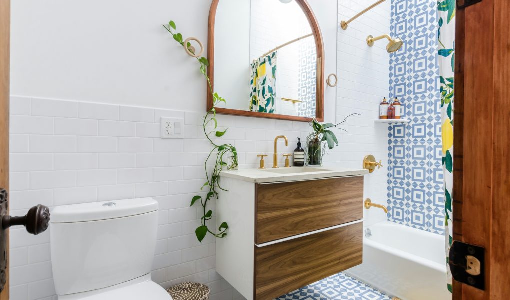 Cermin Kamar Mandi Minimalis