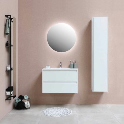 Warna Taupe Pada Kamar Mandi