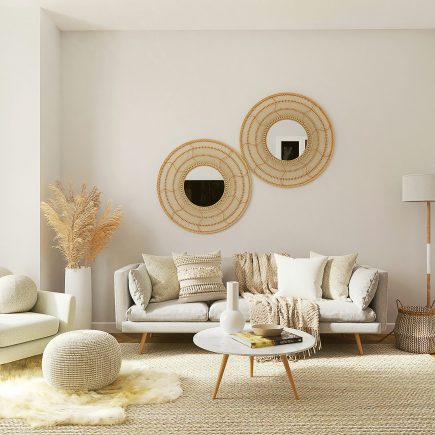 Mengganti Sarung Bantal Sofa