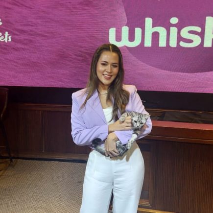 Raisa Sebagai Brand Ambassadoor Whiskas