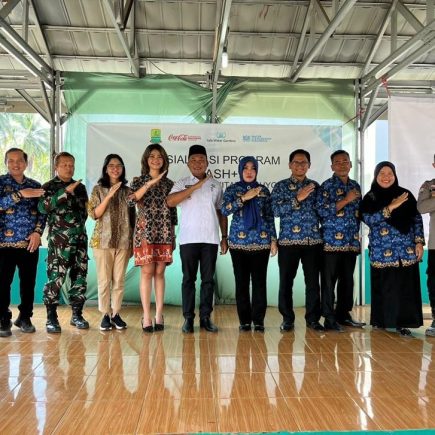 CCEP Indonesia Mulai Program Safe Water Gardens di Karawang