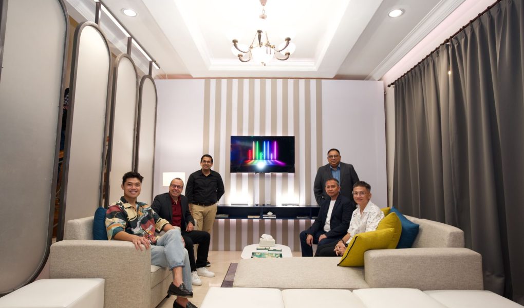 Para Pembicara dalam Acara Peluncuran WiZ