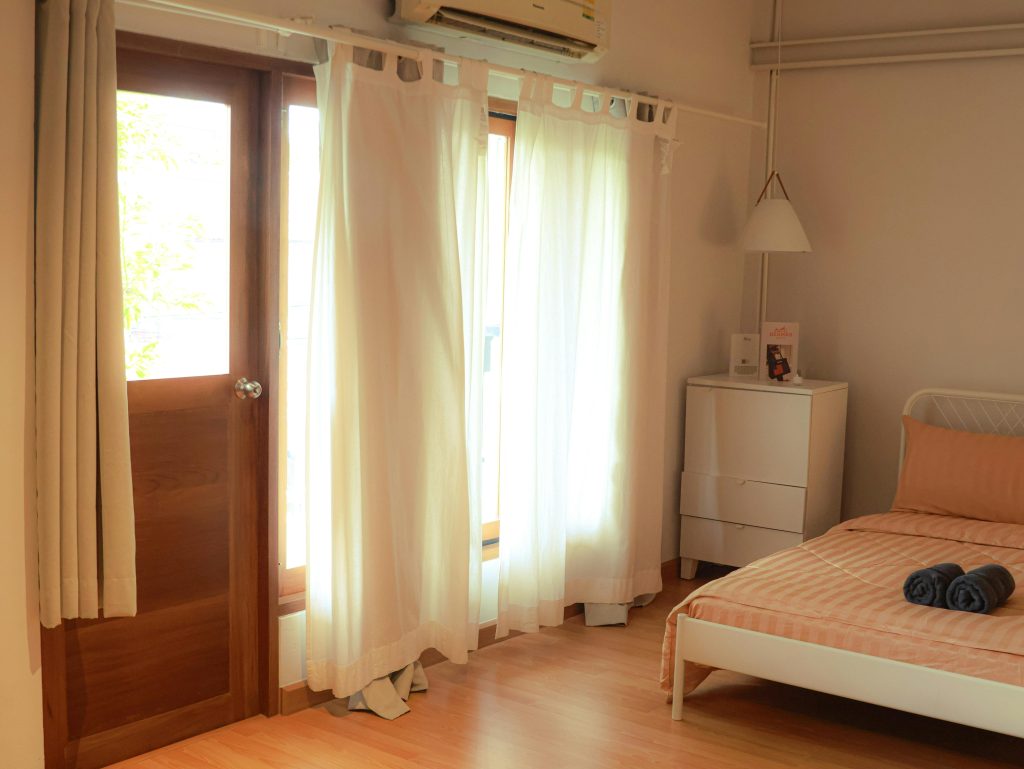 Cara Mencegah Perkembangbiakan Nyamuk di Kamar Tidur