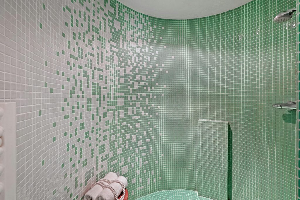 Keramik Kamar Mandi Hijau