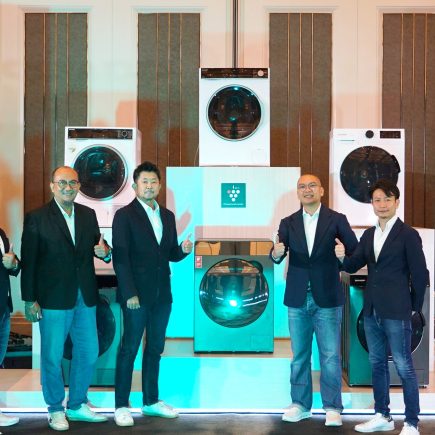 Peresmian Peluncuran Mesin Cuci Front Loading Sharp
