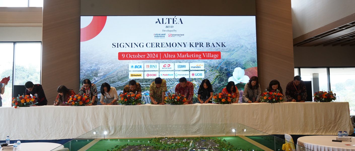 Signing-Ceremony-Altea-BLVD-x-10-Bank-Partners