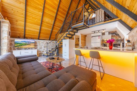 Konsep Rumah Mezzanine