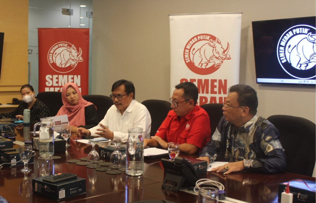 Inovasi Ramah Lingkungan dengan Semen Merah Putih Flexiplus