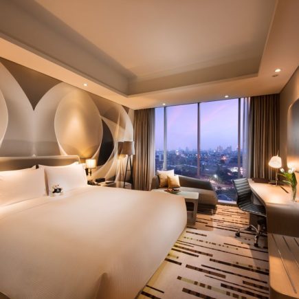 Hotel Estetik di Jakarta, DoubleTree by Hilton Jakarta - Diponegoro