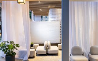 Aqua Bar and Lounge Area GROHE