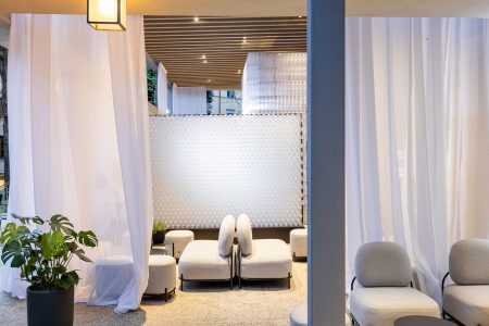 Aqua Bar and Lounge Area GROHE