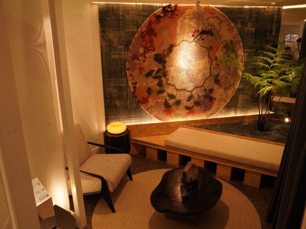 Pencahayaan di Booth in-Lite