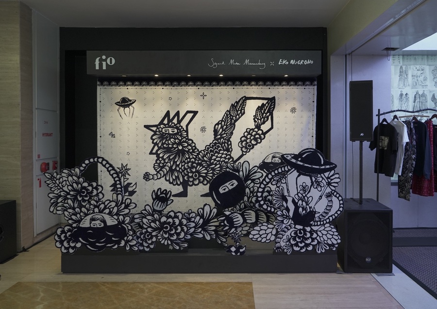 Salah Satu Koleksi Fio Carpet Berkolaborasi Bersama Sejauh Mata Memandang x Eko Nugroho
