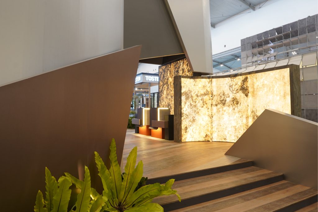 Fideco Wall Panel Stone Venner Transluscent Scaled