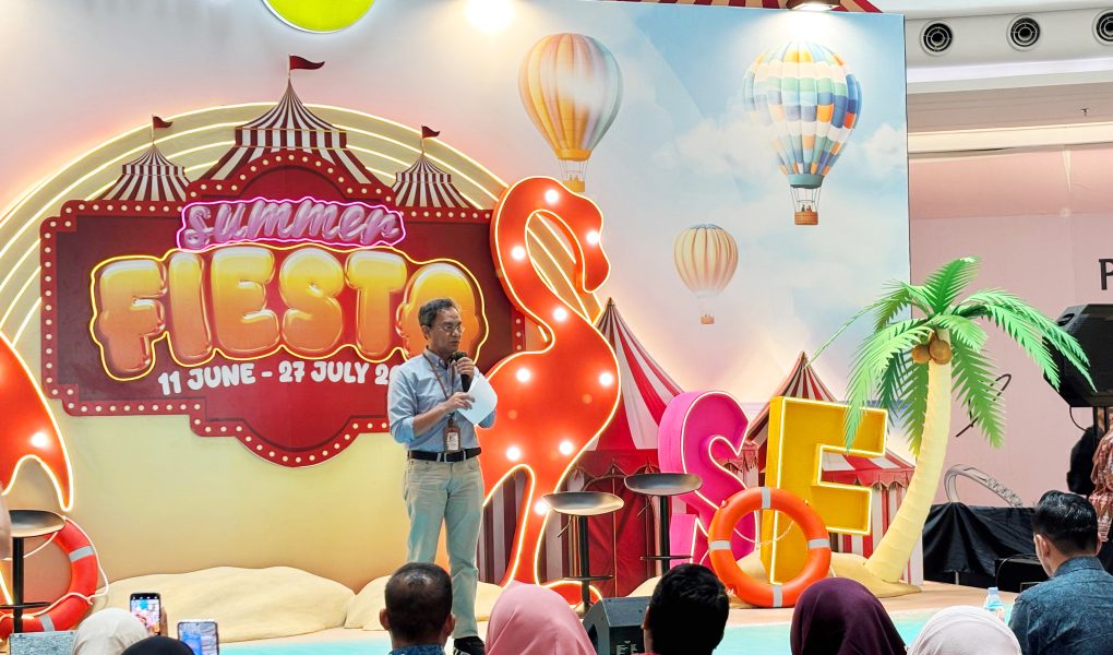 Acara Summer Fiesta di Living World