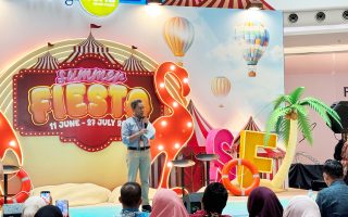 Acara Summer Fiesta di Living World