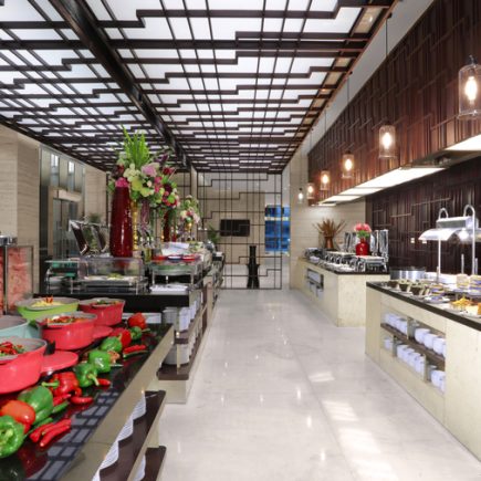 ASTON SIMATUPANG Resto (1)