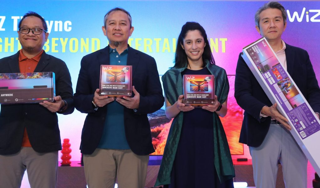 (Kiri-Kanan) Burhan Noor Sahid, Head of Marketing-Consumer, Signify Indonesia; Dedy Bagus Pramono, President Director, Signify Indonesia; Mafalda Monteiro, Global Business Leader WiZ Connected, Signify; Sau Hong Lim, Head of Marketing Regional Asia, Pacific, Middle East & Asia