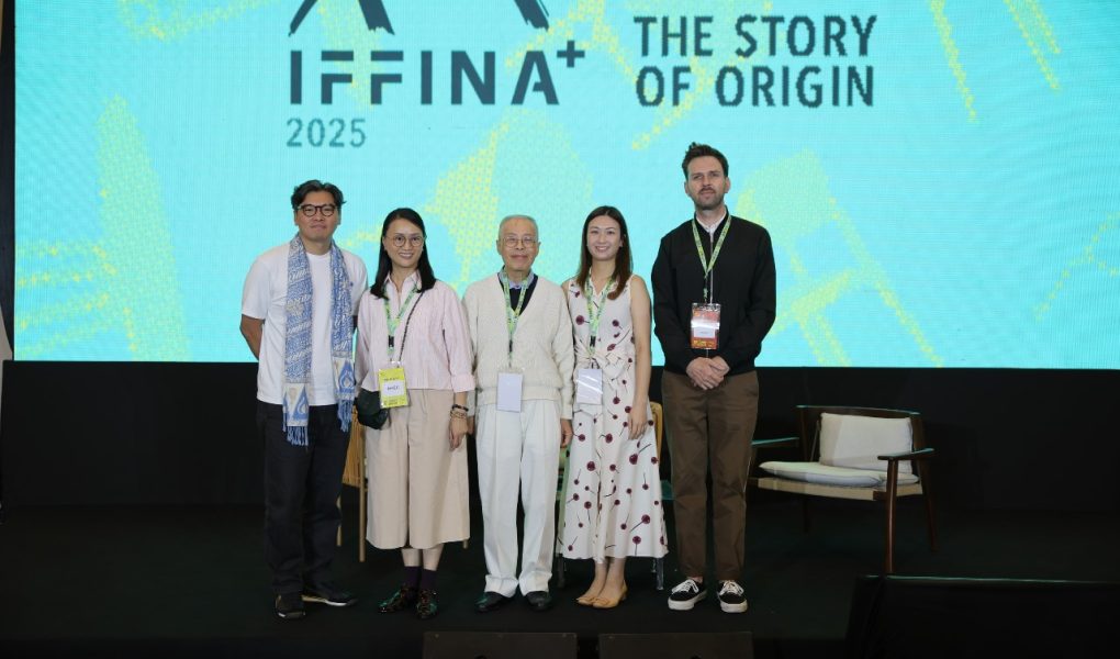 AHEC Design Talks bersama Hendro Hadinata, Winnie Wong, John Chen, Vivian Tam, dan Dennis Pluemer (foto dari kiri ke kanan)