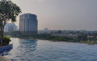 Pemandangan yang Terlihat dari Kolam Renang Citadines, Antasari Place Jakarta Selatan