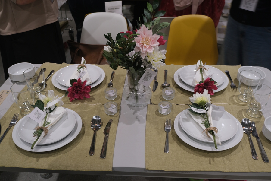 Inspirasi Dekorasi Meja Ala IKEA Indonesia 