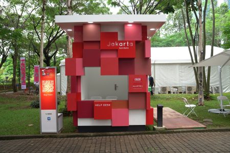 TACO HPL dengan desain style Retro Summer digunakan pada helpdesk Art Jakarta Gardens 2026.