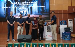 Handover alat-alat Bosch Power Tools kepada PNJ